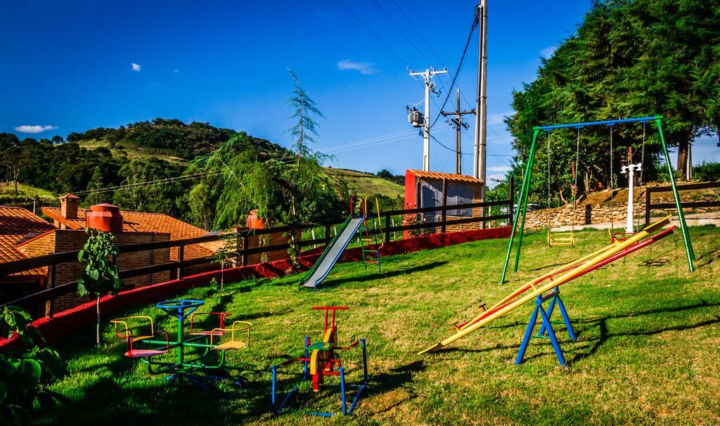 Encantos Do Vale Pousada E Spa Cultural Bueno Brandão エクステリア 写真
